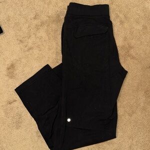 Men’s EUC Lululemon king fu sweatpants